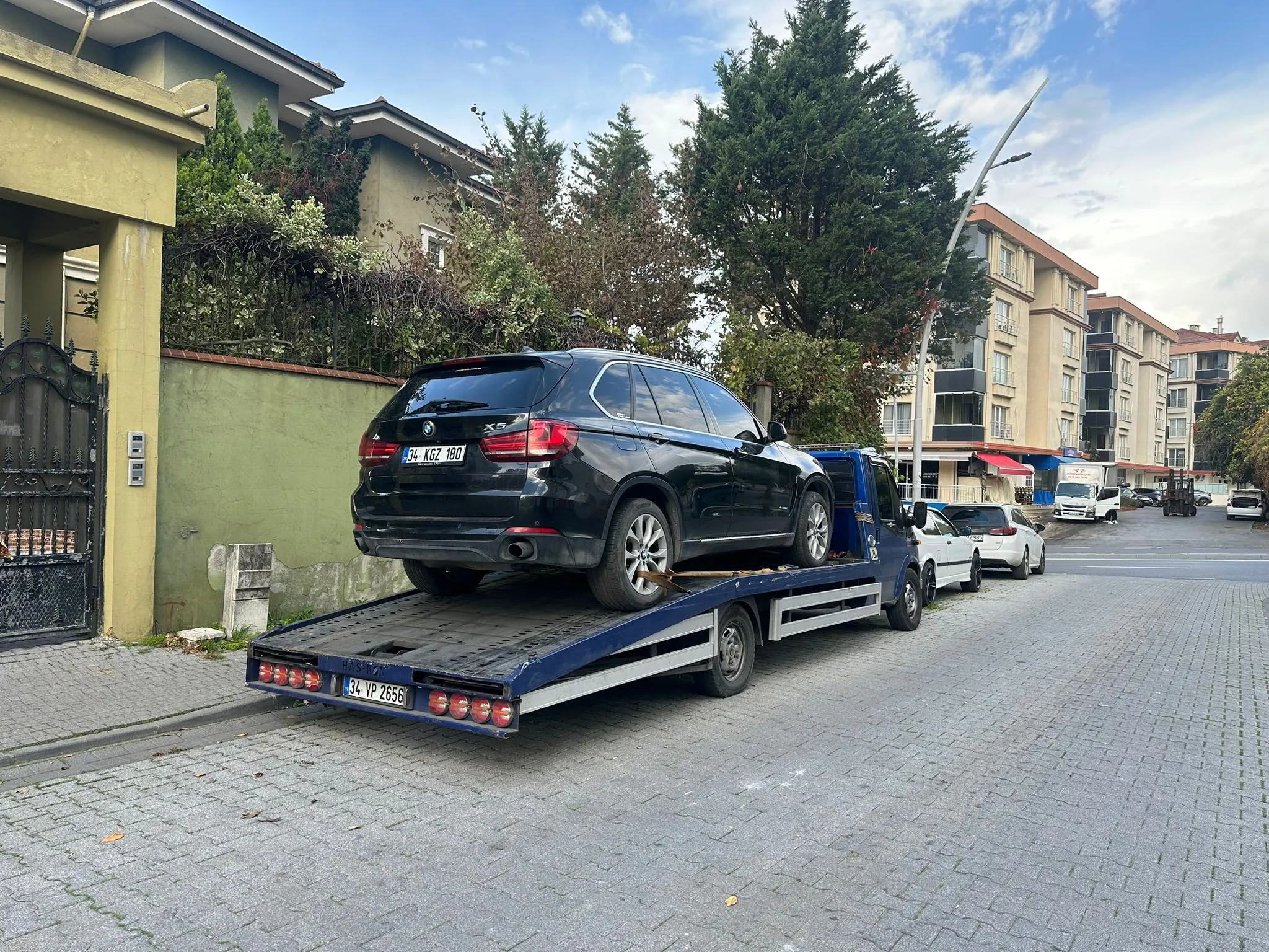 Acil Oto Yol Yardım Aracı